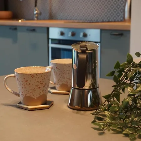 Zakatek Z Ogrodkiem I Miejscem W Garazu Podziemnym