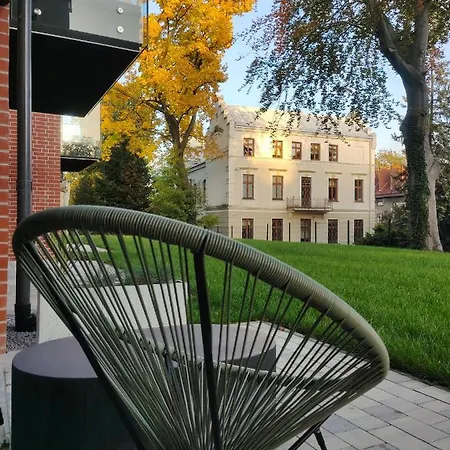 Apartment Zakatek Z Ogrodkiem I Miejscem W Garazu Podziemnym *