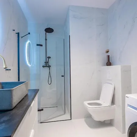Apartment Zakatek Z Ogrodkiem I Miejscem W Garazu Podziemnym Bielsko-Biala