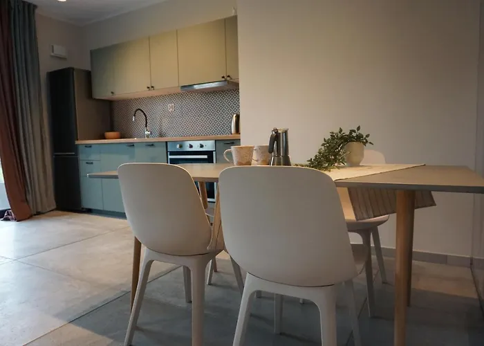 Zakatek Z Ogrodkiem I Miejscem W Garazu Podziemnym Διαμέρισμα Μπιέλσκο-Μπιάλα