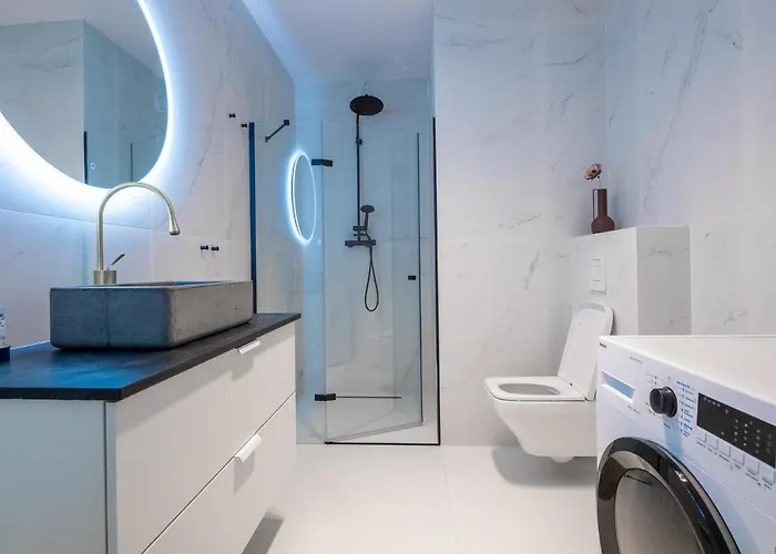 Zakatek Z Ogrodkiem I Miejscem W Garazu Podziemnym * Μπιέλσκο-Μπιάλα