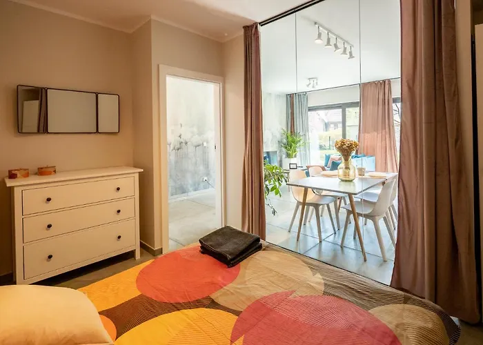 Zakatek Z Ogrodkiem I Miejscem W Garazu Podziemnym * Μπιέλσκο-Μπιάλα