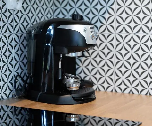 Zakatek Z Ogrodkiem I Miejscem W Garazu Podziemnym Μπιέλσκο-Μπιάλα