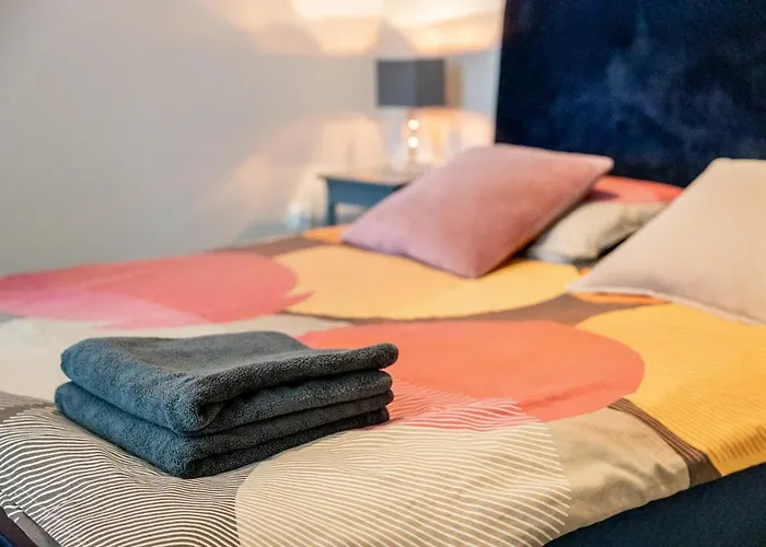 Zakatek Z Ogrodkiem I Miejscem W Garazu Podziemnym Διαμέρισμα *